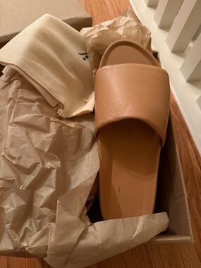 beek Cognac Slide Sandal in Tan Leather